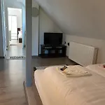 Platán Apartamento *