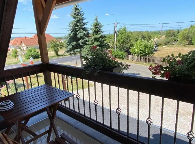 Appartement Platan Vendeghaz *